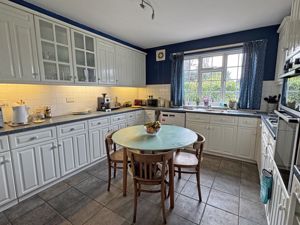 Photo 18- click for photo gallery